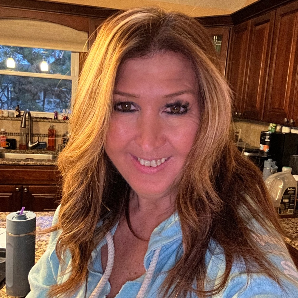 Meet your Posher, Denise